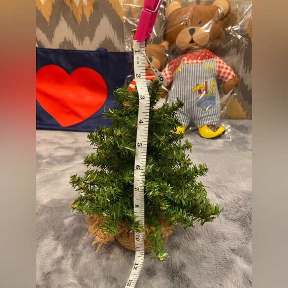 Mini Christmas Tree (Without ornaments) - Picture 3 of 4